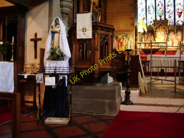 Photo 6"x4" St James Church, Church, Pulpit Church c2008