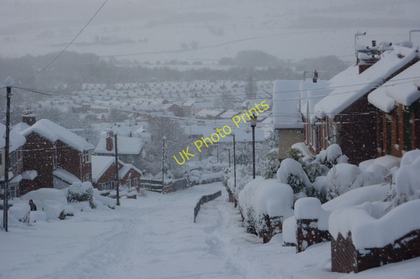 Photo 6"x4" Castle Lane and Carr Vale under snow Bolsover c2010