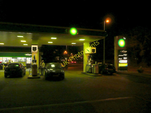 Photo 6"x4" BP garage, Twigworth Twigworth c2010