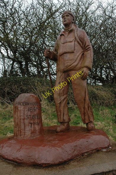 Photo 6"x4" Coast to Coast statue Moor Row\/NY0014 c2010