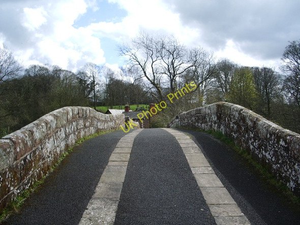 Photo 6"x4" Lanercost Bridge, from the north Lanercost c2008