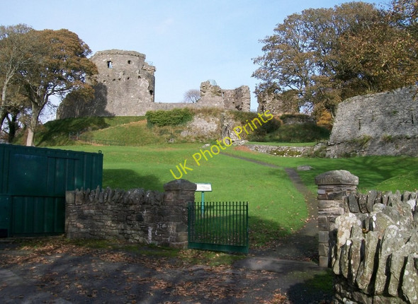 Photo 6"x4" The visitors entrance gate to the grounds of Dundrum Castle Dundrum\/J4036 c2010