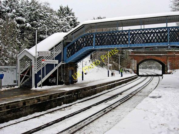 Photo 6"x4" Footbridge at London Road Guildford Railway Station Guildford c2010