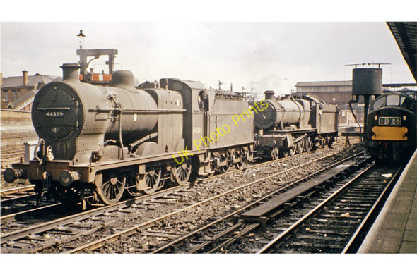 Photo 6"x4" Contrasts in locomotives at Chester General Chester c1964