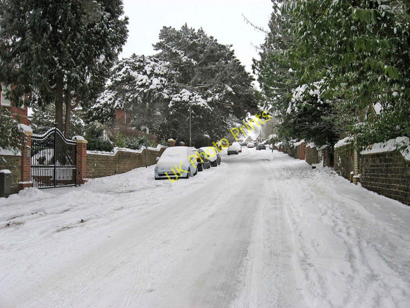 Photo 6"x4" A snow covered Albury Road Guildford c2010