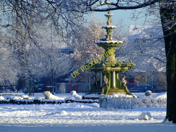 Photo 6"x4" Fountain Gardens Paisley c2010
