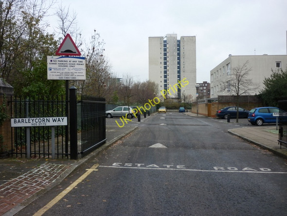 Photo 6"x4" Barleycorn Way, Limehouse Poplar\/TQ3780 c2010