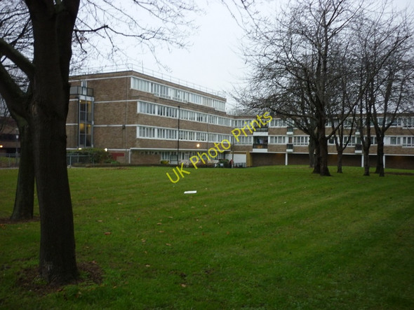 Photo 6"x4" Flats off Commercial Road, Stepney Stepney\/TQ3481 c2010