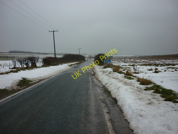 Photo 6"x4" Welcome to East Yorkshire Burton Fleming c2010