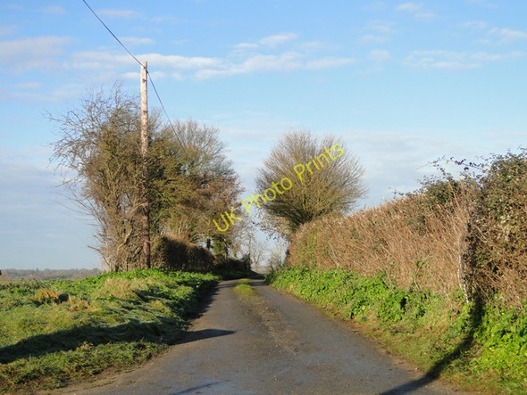 Photo 6"x4" Target Hill at the entrance to Down's Farm, Mundham Mendham c2010