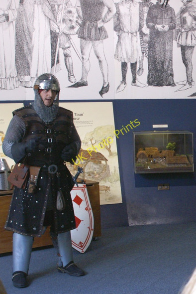 Photo 6"x4" Knight in the Education Centre, Bannockburn Borestone c2005