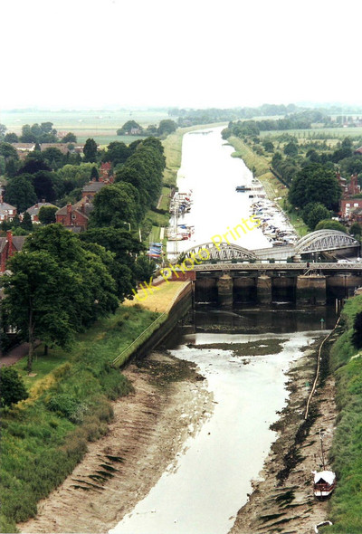 Photo 6"x4" River Witham from the 'Boston Stump' Boston c2001