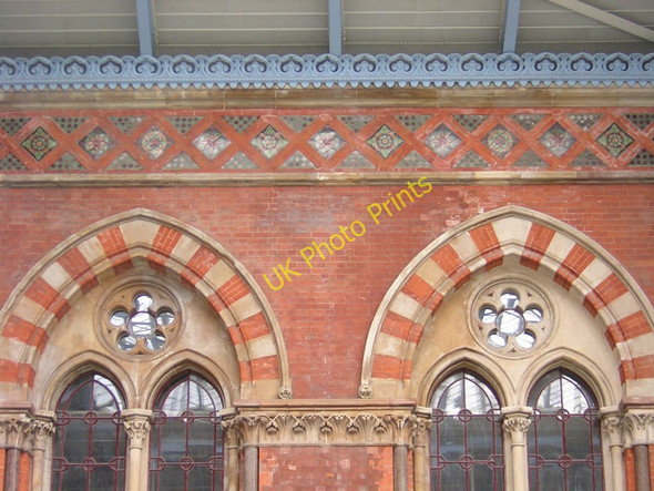 Photo 6"x4" St Pancras International: detail London c2009