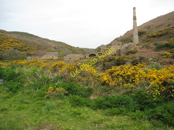 Photo 6"x4" Mine ruins in the  Kenidjack Valley Boscean c2010