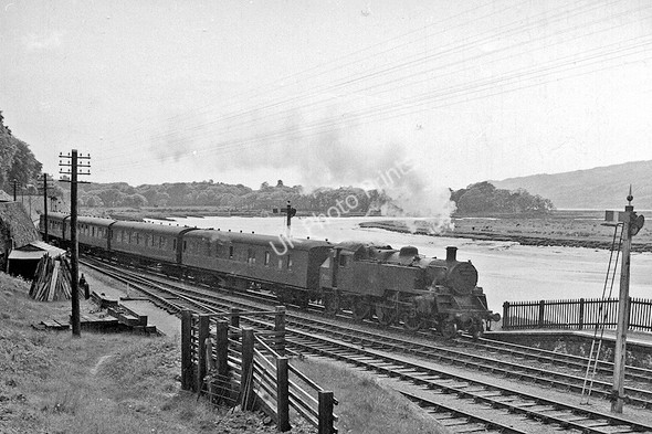 Photo 6"x4" Local train from Aberystwyth at Glandyfi Station Glandyfi c1962