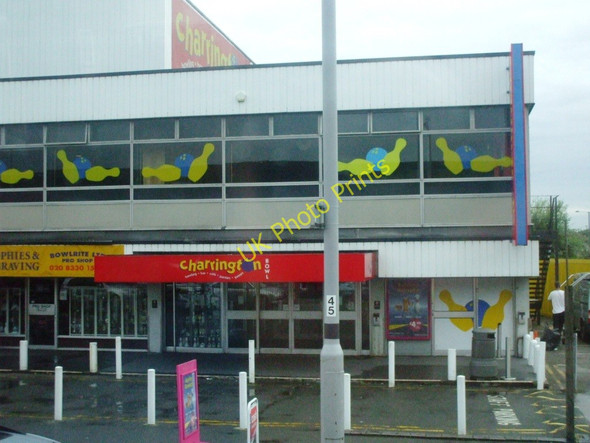 Photo 6"x4" Charrington Bowl, Tolworth Surbiton c2009