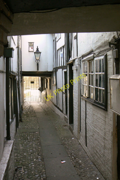 Photo 6"x4" Alley between 21 and 22 Magdalene Street Cambridge\/TL4658 c2010