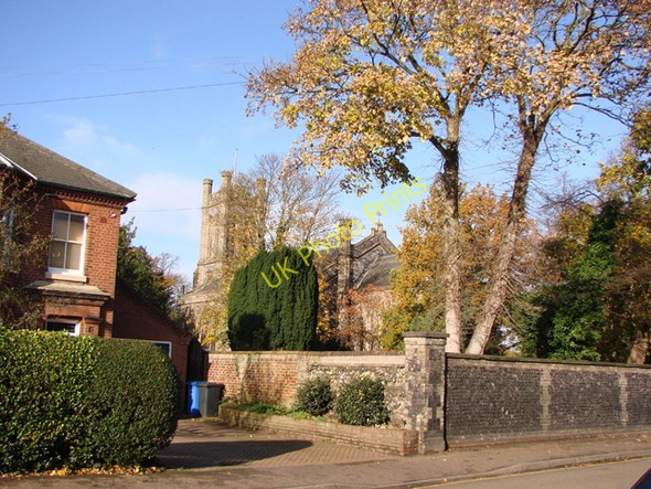 Photo 6"x4" Lakenham St Mark's church Norwich c2008
