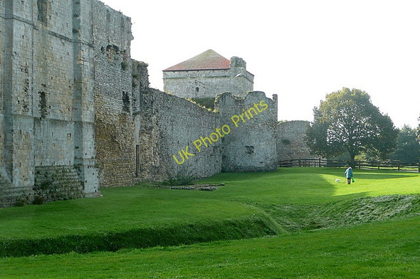 Photo 6"x4" Portchester Castle, West wall Port Solent c2010