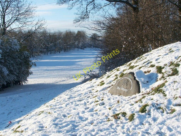 Photo 6"x4" Cunninghame Graham Memorial Park Dumbarton c2010