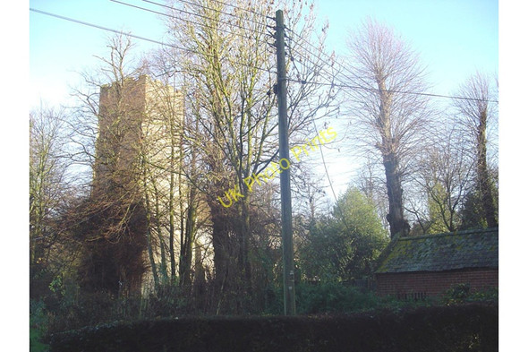 Photo 6"x4" Bedingfield St Mary's church Bedingfield c2008
