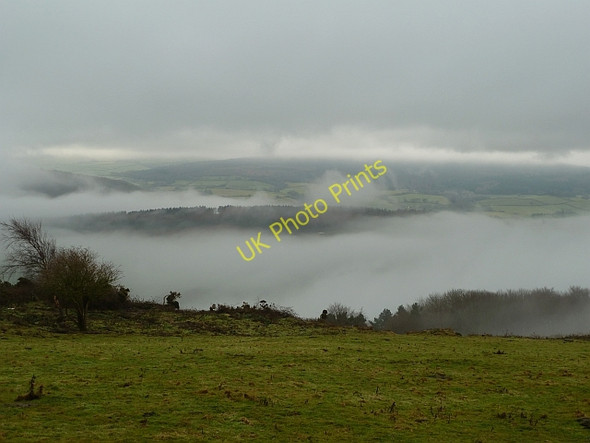 Photo 6"x4" Mist below North Hill Bratton\/SS9446 c2010