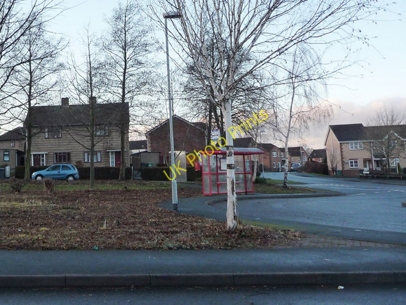 Photo 6"x4" Bus stop and turning circle Rothwell\/SE3428 c2011