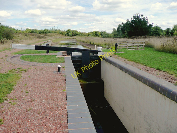 Photo 6"x4" Lock No 4 on the Droitwich Junction Canal Droitwich c2010
