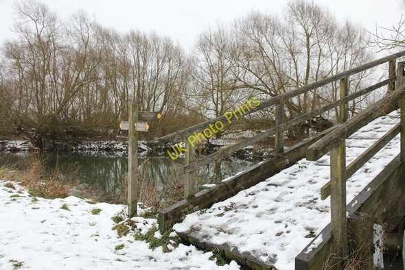Photo 6"x4" Signpost at the bridge Chimney c2010