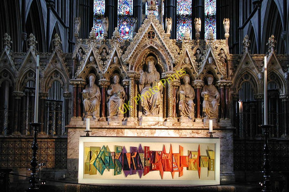 Photo 6"x4" Worcester Cathedral - High altar Worcester c2000