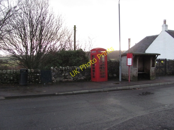 Photo 6"x4" Bus stop, Pool of Muckhart Pool of Muckhart c2011