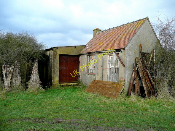 Photo 6"x4" Fishing hut by the Severn Awre c2009
