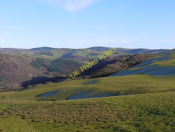 Photo 6"x4" Frosty fields near Bwlchcrwys Mynydd Bach\/SN7176 c2011