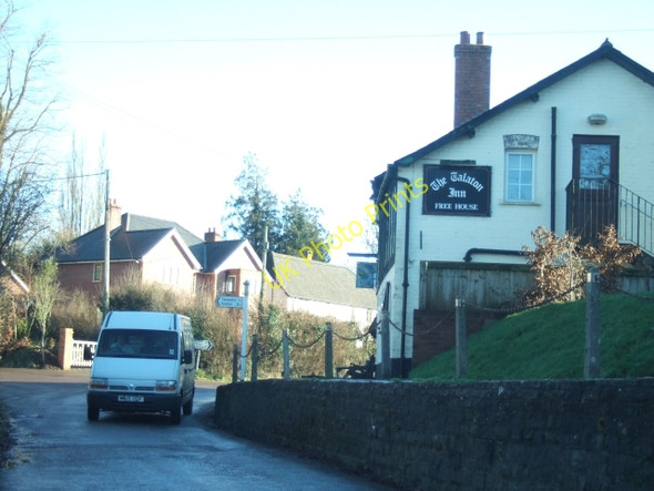 Photo 6"x4" The Talaton Inn Newtown\/SY0699 c2011