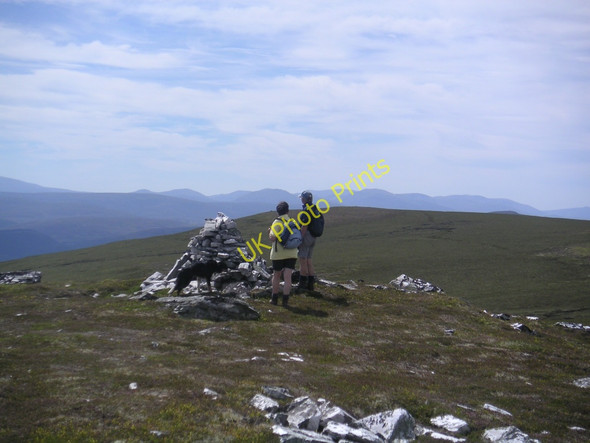 Photo 6"x4" Cairn on Carn a Ghille Chearr Carn a Ghille Chearr c2006