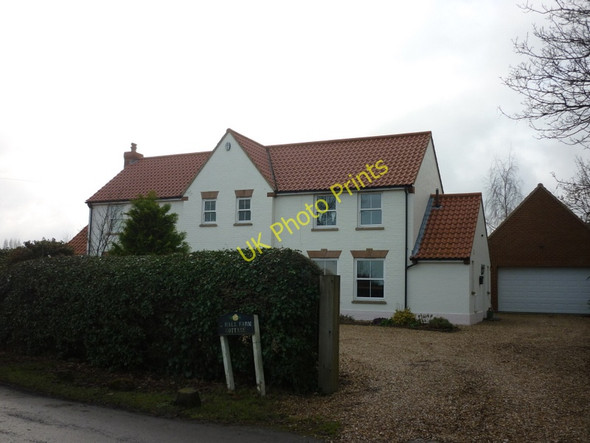 Photo 6"x4" Hall Farm Cottage, Ashby cum Fenby Brigsley c2011