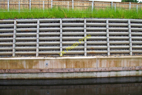 Photo 6"x4" Droitwich Barge Canal - side of cutting near tunnel (detail) Hawford c2010