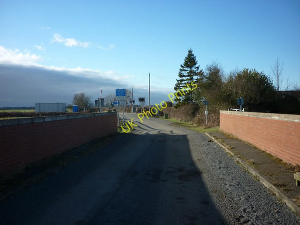 Photo 6"x4" Heading towards Scorborough level crossing Scorborough c2011