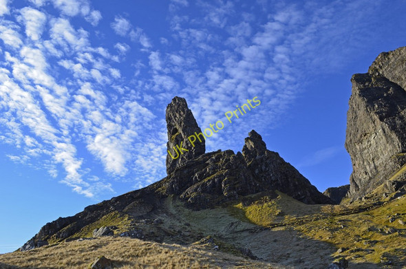 Photo 6"x4" The Old Man of Storr Old Man of Storr c2011