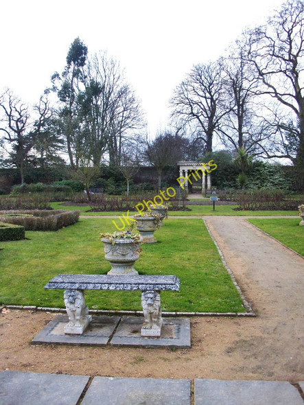 Photo 6"x4" The Walled Garden, Sunbury Park Sunbury c2011