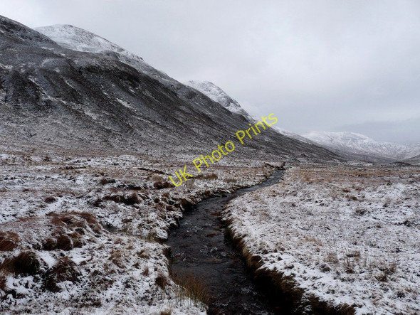 Photo 6"x4" Headwaters of Allt na Lairige Moire Tigh-na-sleubhaich c2011