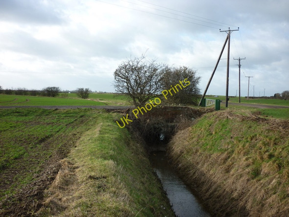 Photo 6"x4" Owsthill farm track leading to the B1238, Hull Road Aldbrough c2011