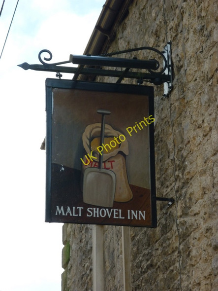 Photo 6"x4" The Malt Shovel, a Sam Smith's pub in Oswaldkirk Oswaldkirk c2011