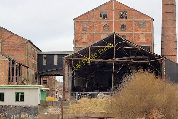 Photo 6"x4" Derelict Industrial Building Carlton\/SK6041 c2011