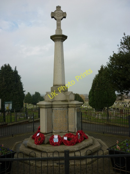 Photo 6"x4" A War Memorial in Barton upon Humber Barton-Upon-Humber c2011