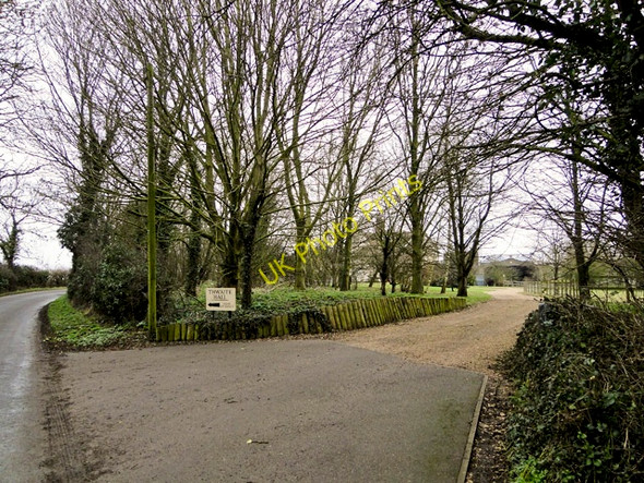 Photo 6"x4" The entrance to Thwaite Hall Thwaite St Mary c2011