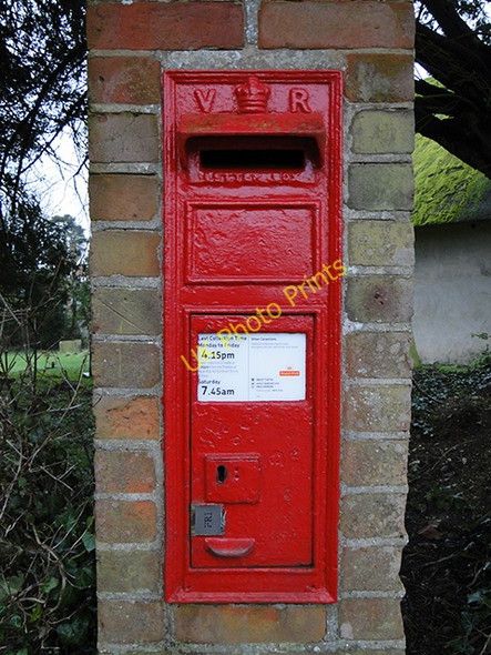 Photo 6"x4" Victorian postbox in a brick pillar near Thwaite church Thwaite St Mary c2011
