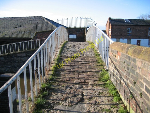 Photo 6"x4" Bridge over the Shropshire Union Canal - west Chester c2008