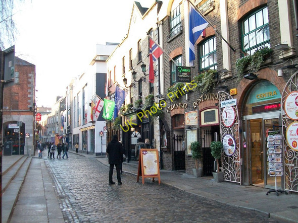 Photo 6"x4" The Quays Bar, Temple Bar Dublin\/O1534 c2011