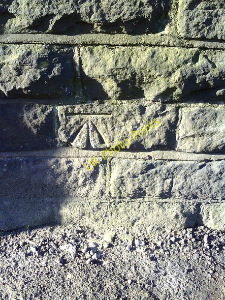 Photo 6"x4" Benchmark on roadside wall of #189 Walkley Lane Sheffield\/SK3587 c2011